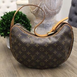 Louis Vuitton Croissant MM